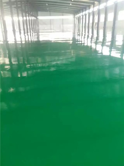 顺城给你一份 地坪漆施工 + 维修（翻新）